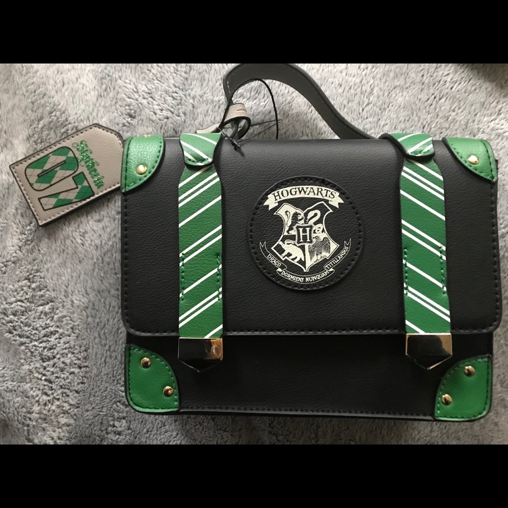 NWT Slytherin Hogwarts Harry Potter Purse Bag